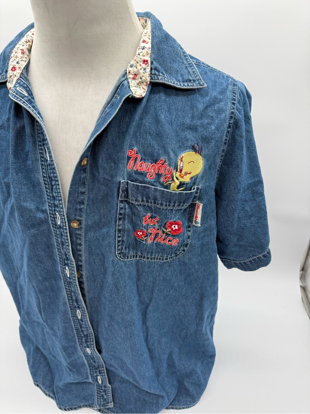 Vintage Y2K Looney Tunes Tweety Bird Denim Shirt Embroidered Naughty Nice 90s 2X - Picture 2 of 16